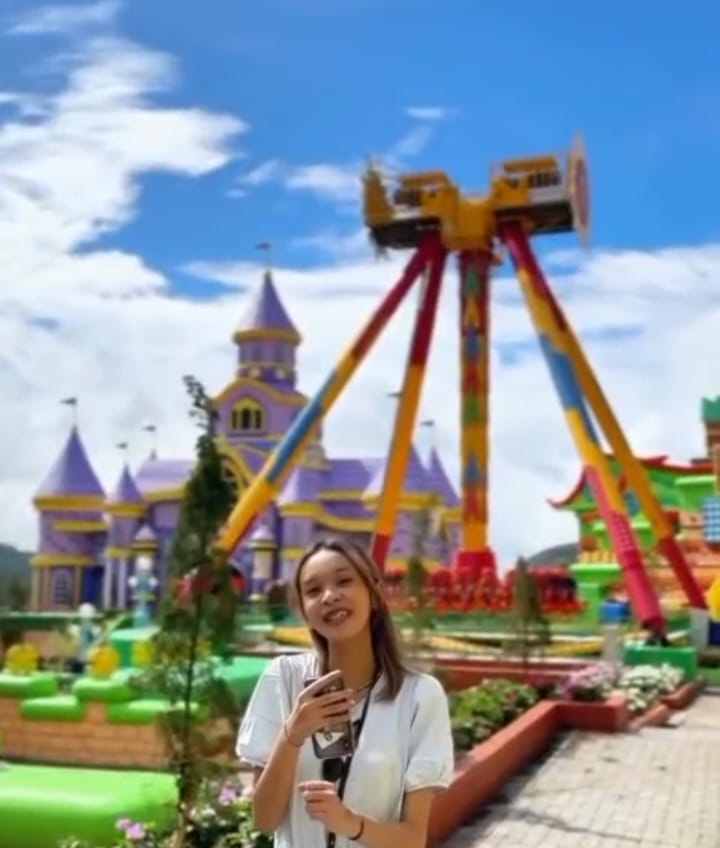 Spanduk rilis resmi uji coba operasional MIKUTOPIA 14-20 Maret 2026.