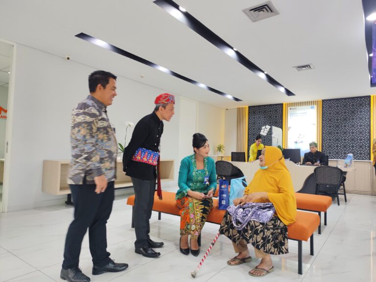 Kisah Rahayu, Nasabah BRI Sejak 2016: Layanan Cepat Bantu Lancarkan Usaha